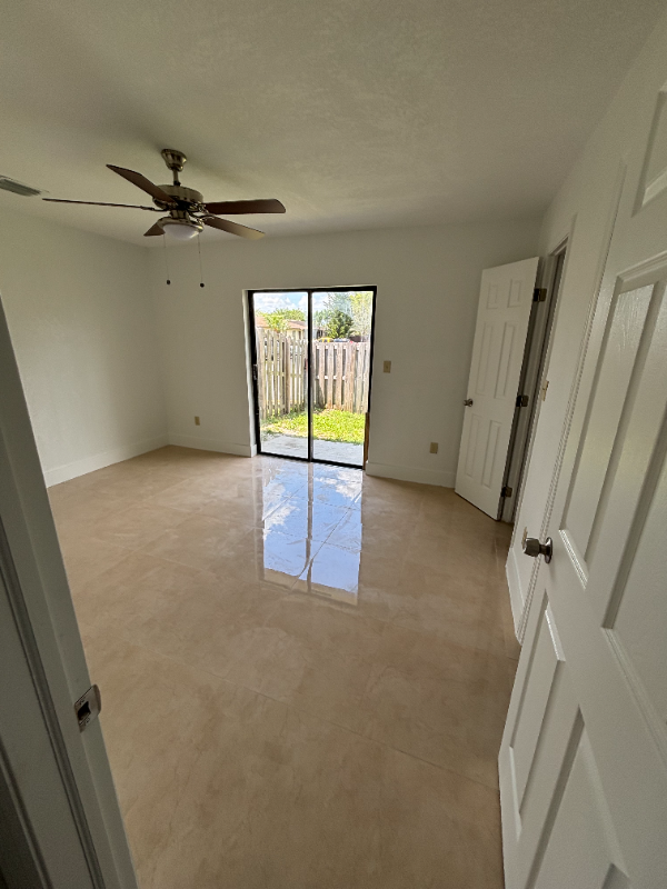 28151 Swcourt - Photo 3 of 15