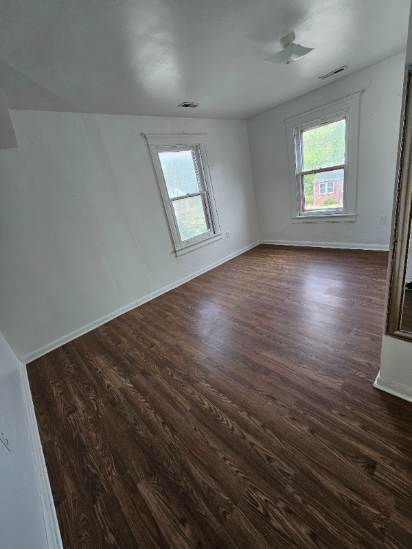 1609 Spratley St #16112 - Photo 6 of 7