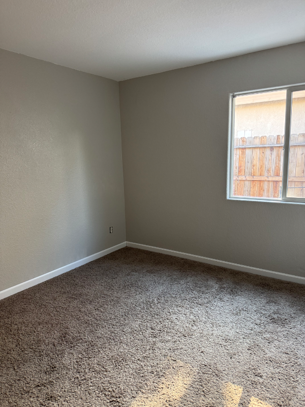 4225 Monhegan Way - Photo 3 of 4