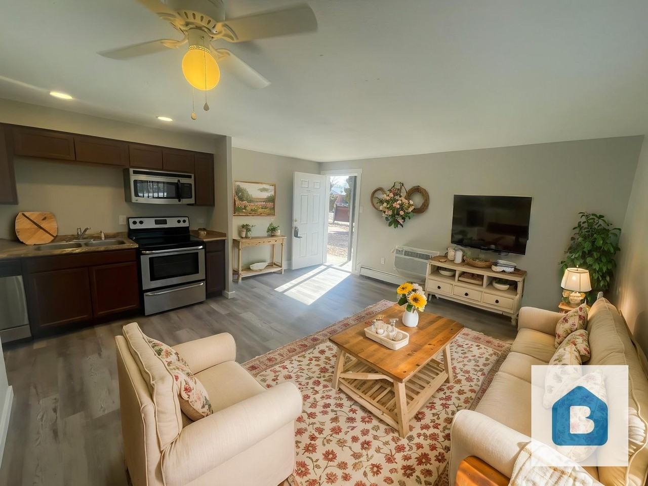 Steel City Flats - Photo 2 of 31