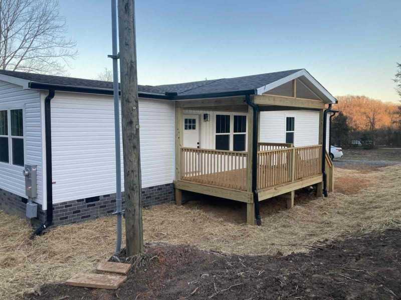 9556 Crisman Rd - Photo 3 of 21