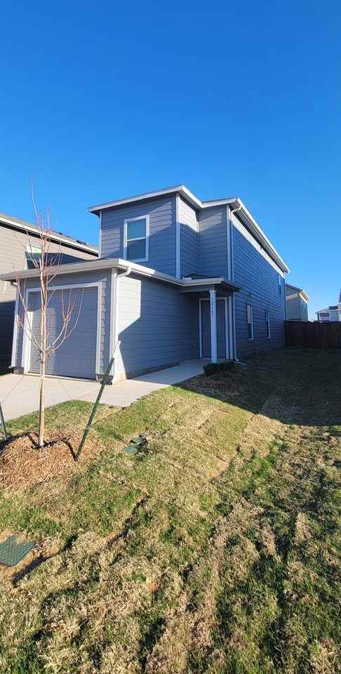 12161 Morgan Dr - Photo 2 of 19