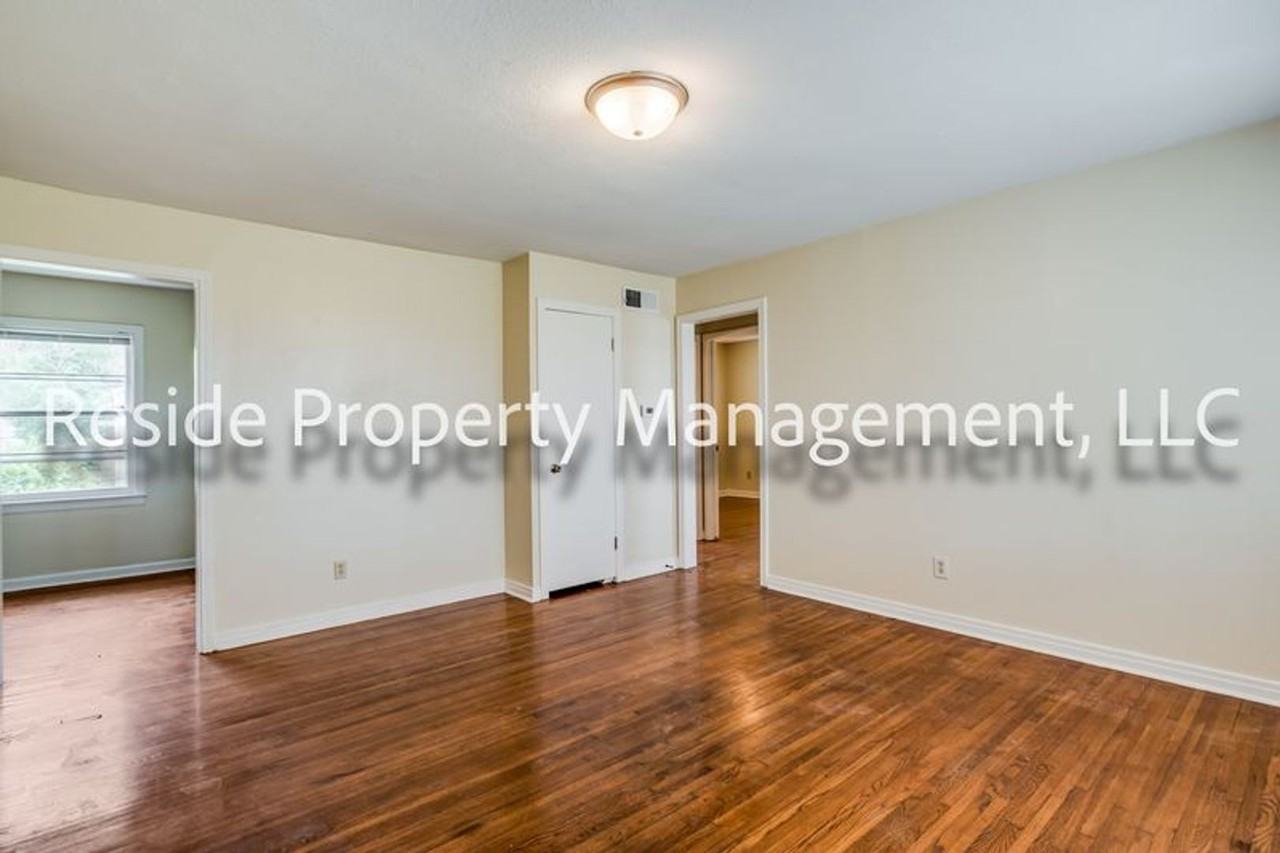 4618 E Pawnee Ave - Photo 4 of 10