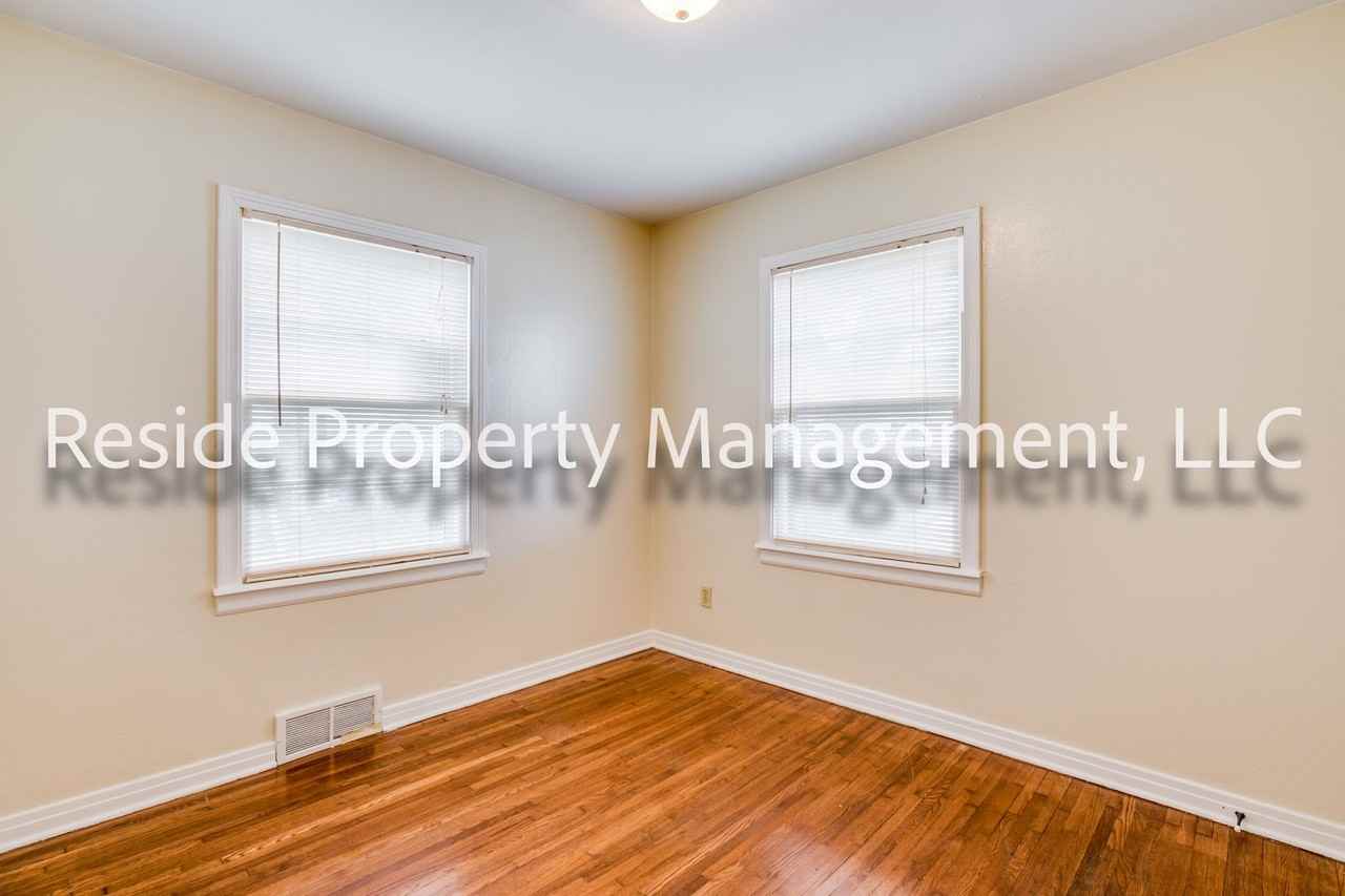 4618 E Pawnee Ave - Photo 5 of 10