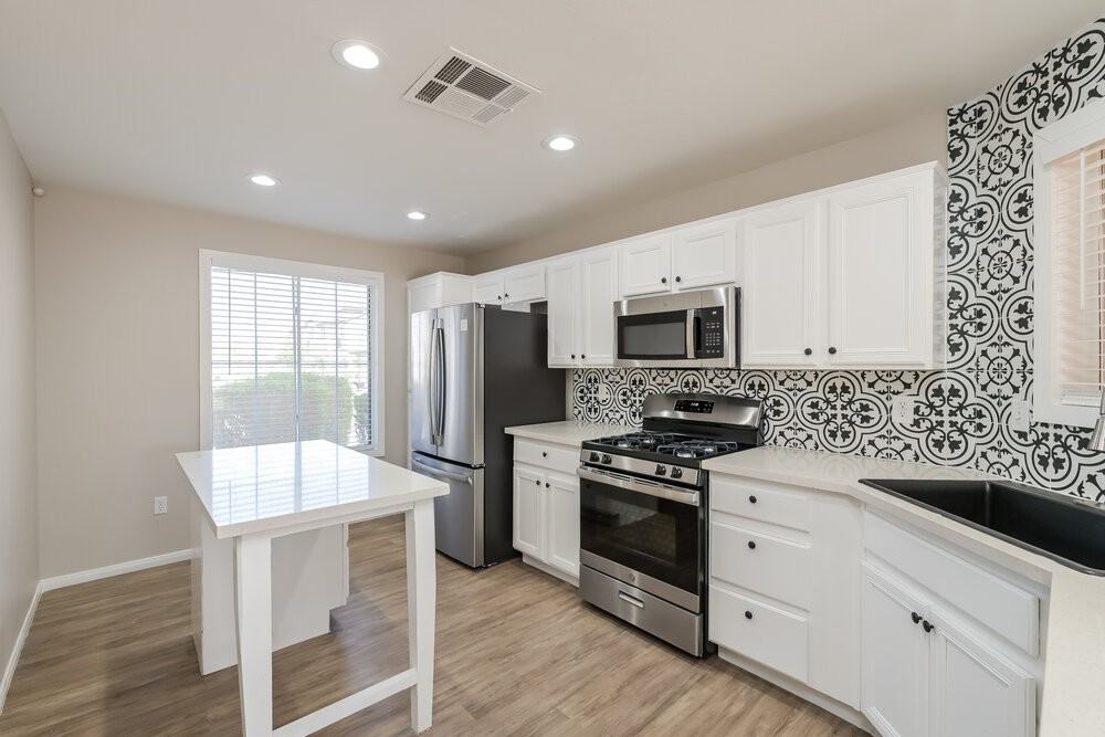 5007 Pine Mountain Ave - Photo 7 of 17
