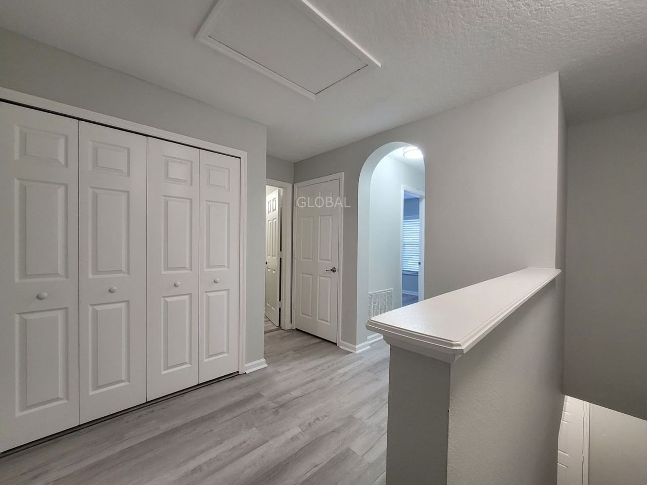 10254 Park Commons Dr - Photo 5 of 16