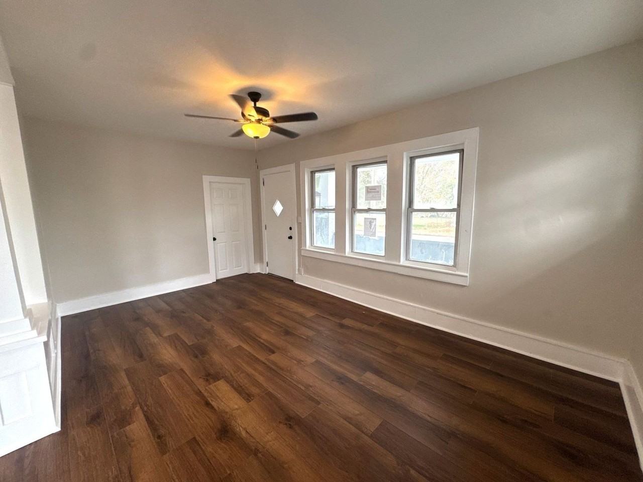 64 N Myrtle St - Photo 3 of 14