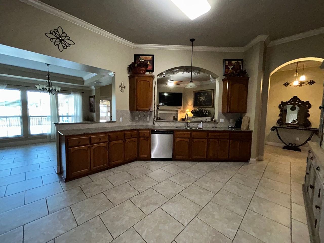 41488 Creekstone Ave - Photo 4 of 16