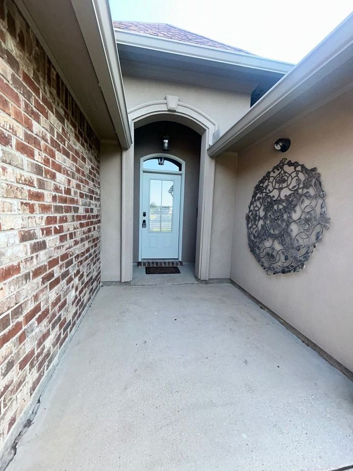 41488 Creekstone Ave - Photo 2 of 16