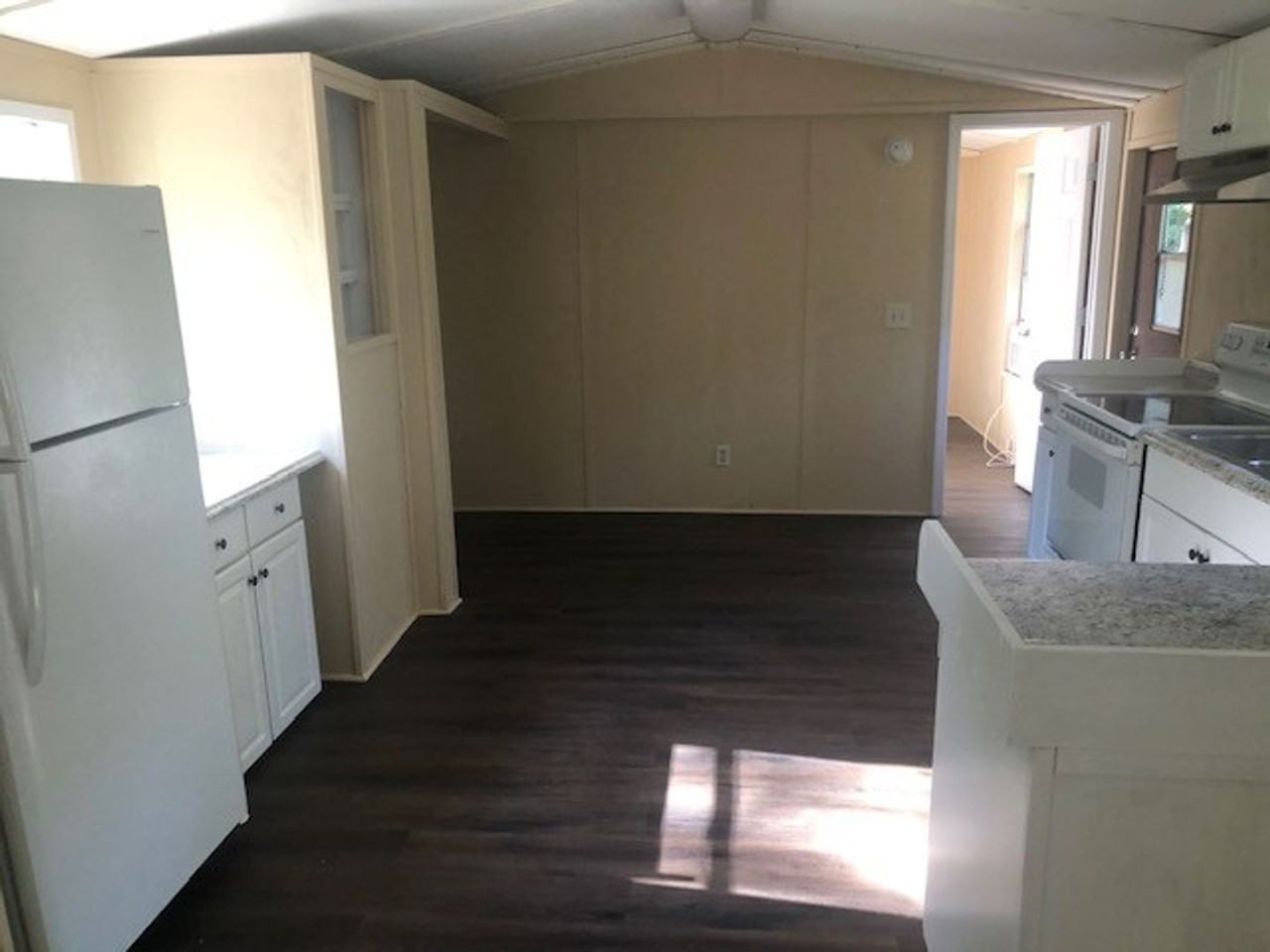 251 Sam Smith Cir - Photo 3 of 10