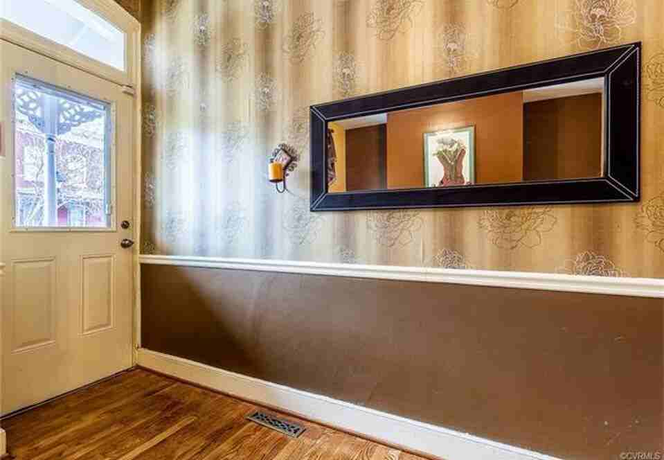 511 St James St - Photo 6 of 25