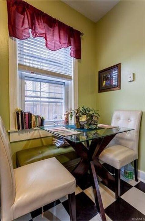 511 St James St - Photo 4 of 39