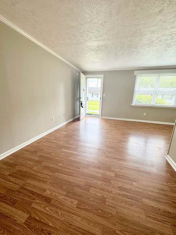 809 17th Ave #5B - Photo 5 of 22
