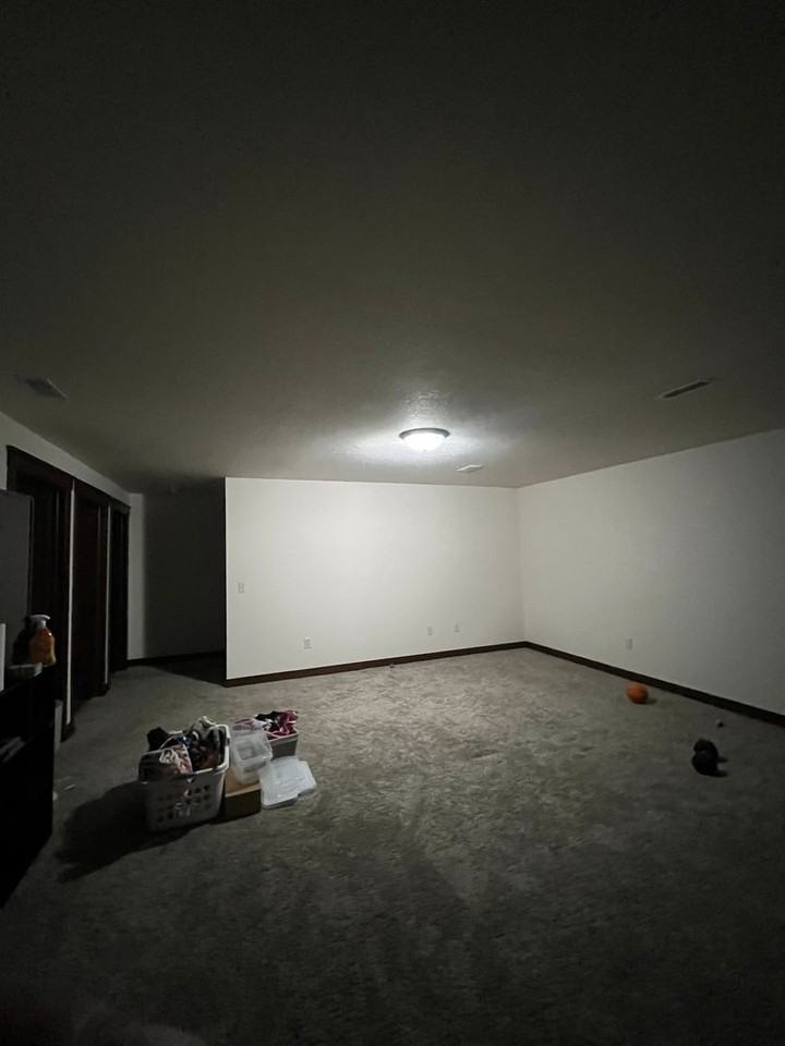 4964 Waylon St - Photo 3 of 7