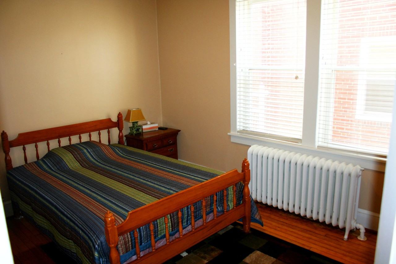 117 W Walnut St #1 - Photo 5 of 20