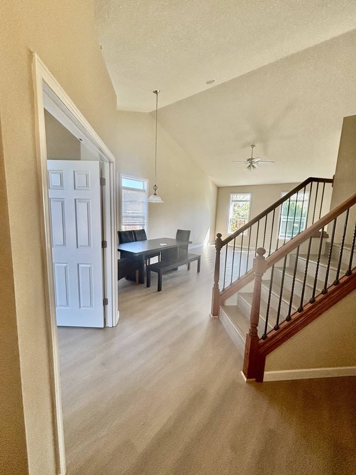 5119 Ne 90th St #NA - Photo 4 of 50