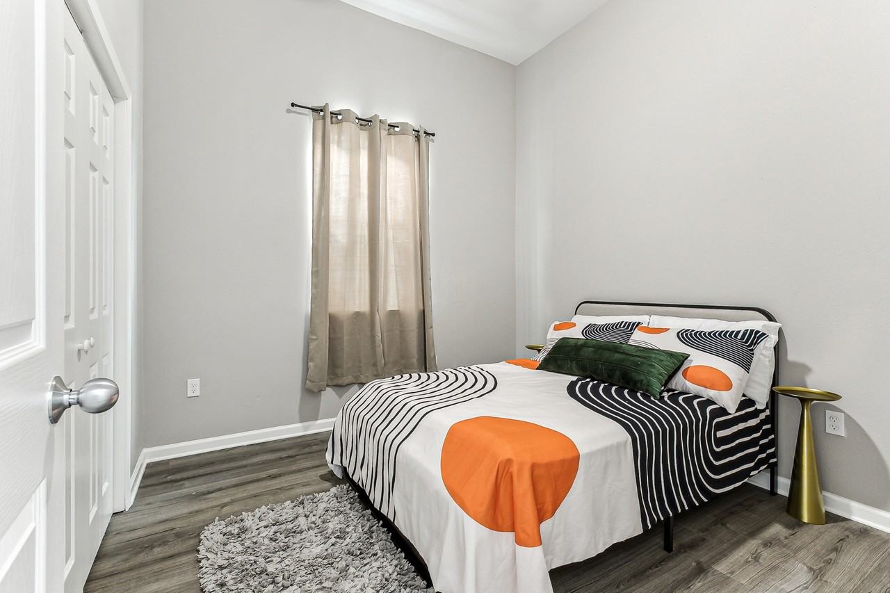 2526 Martin Luther King Jr Blvd #NA - Photo 5 of 10