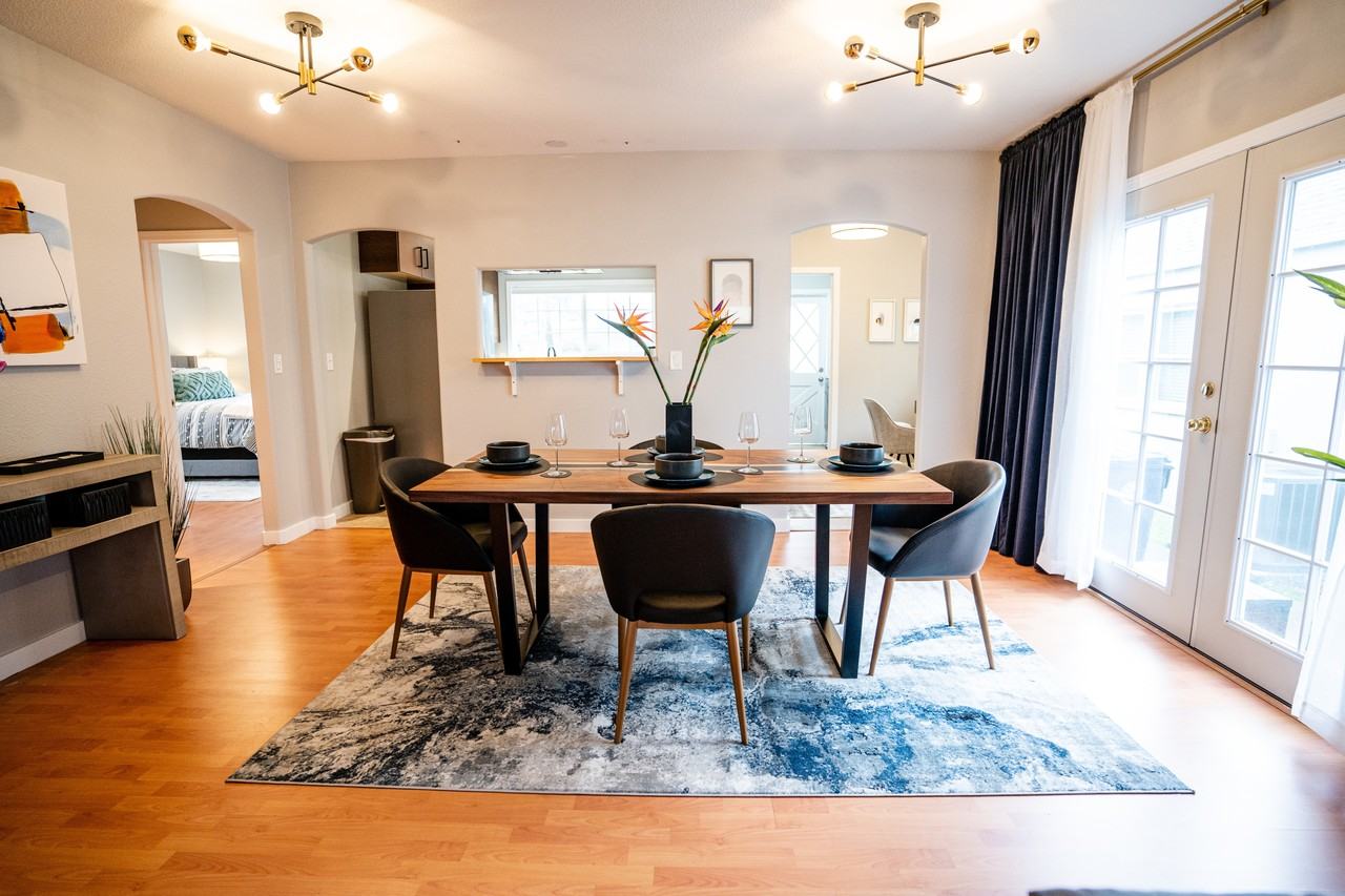 3132 U St #NA - Photo 5 of 19