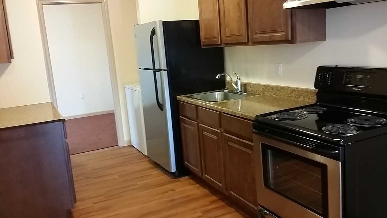 201 University Dr #2