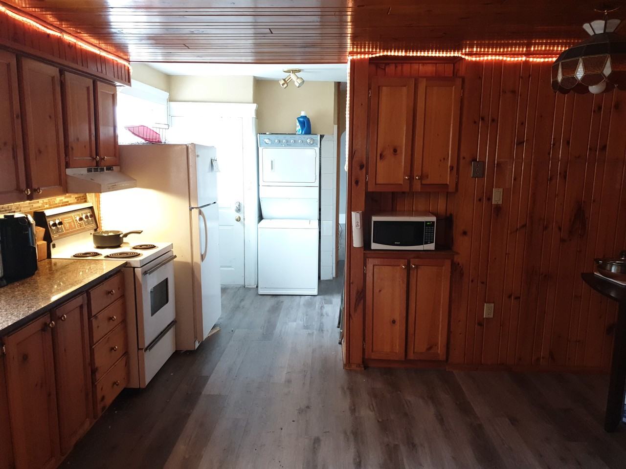 227 Epworth Avenue - Photo 3 of 7