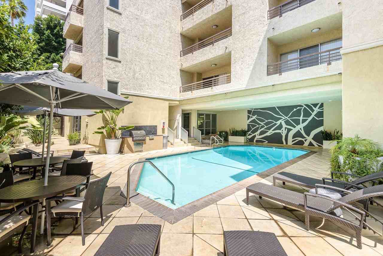 Franklin Plaza - Photo 6 of 27