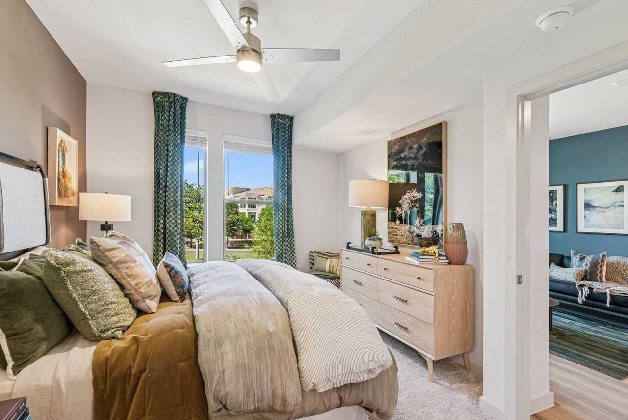 The Ridge at Lakeline - Photo 5 of 19