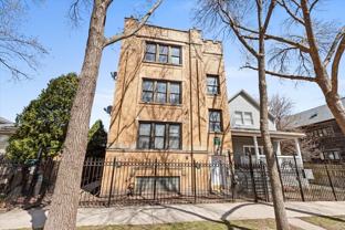 3558 W Cortland St #3 - Photo 1 of 1
