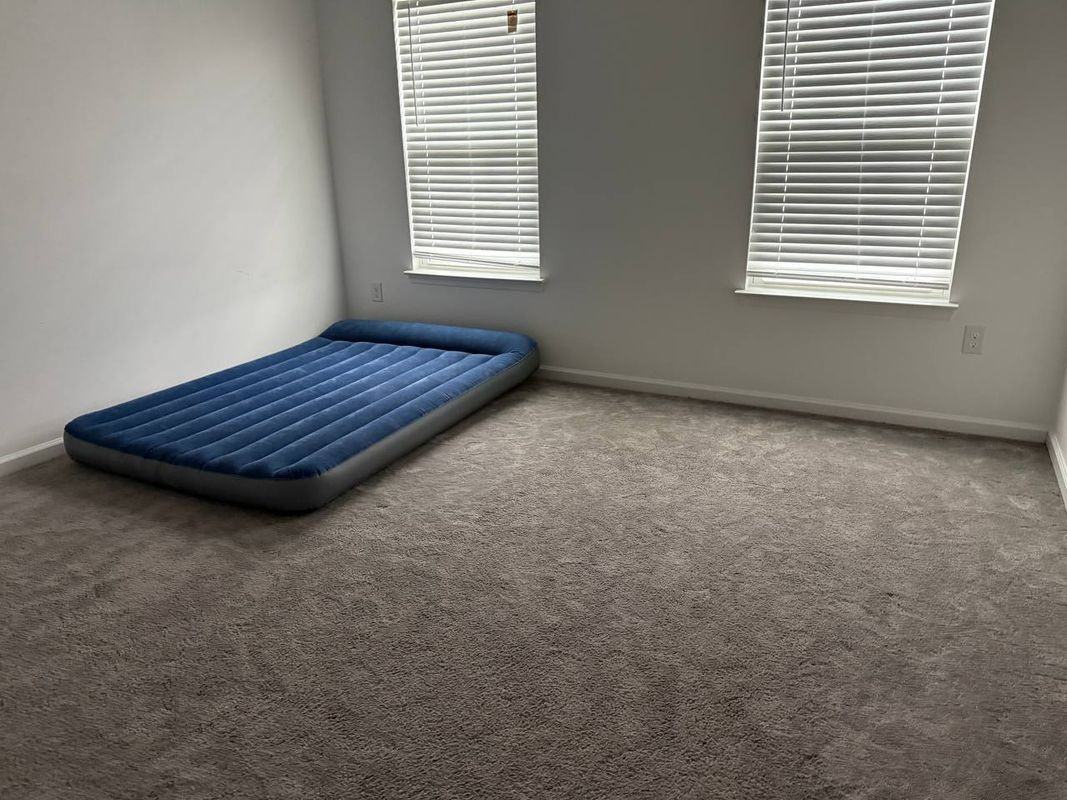 1176 Lynch Cir - Photo 3 of 9