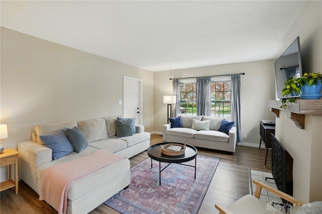 311 Wonderly Ave - Photo 4 of 32