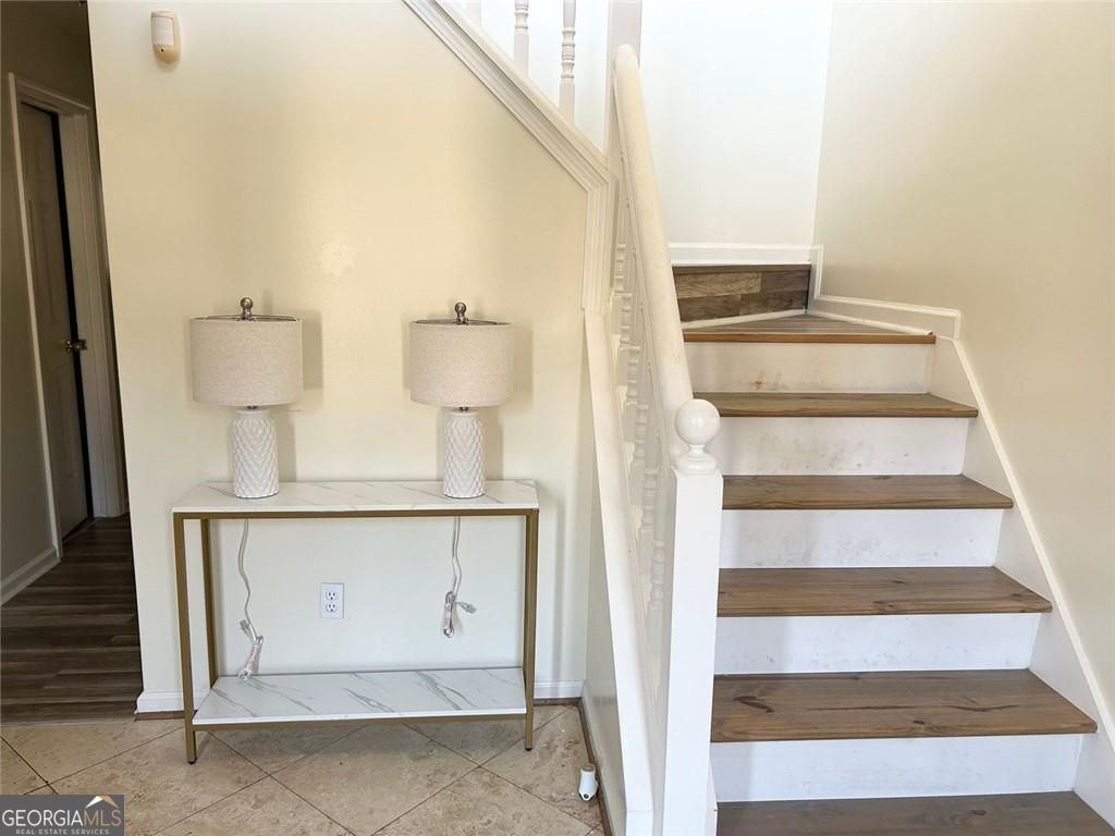 2183 Waters Run - Photo 2 of 17