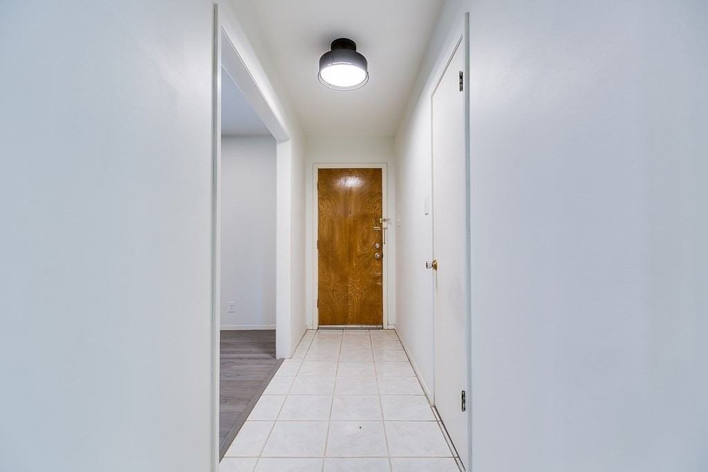 2708 Canyon Creek Dr - Photo 4 of 27