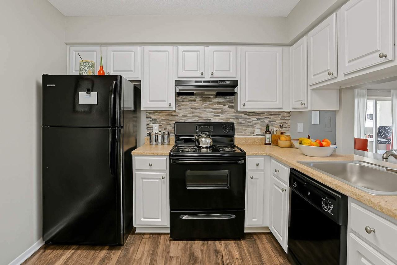 Advenir at Walden Lake - Photo 3 of 29