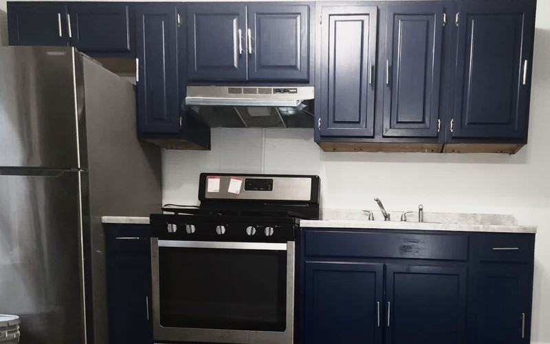 39 Laurel Ave - Photo 2 of 8