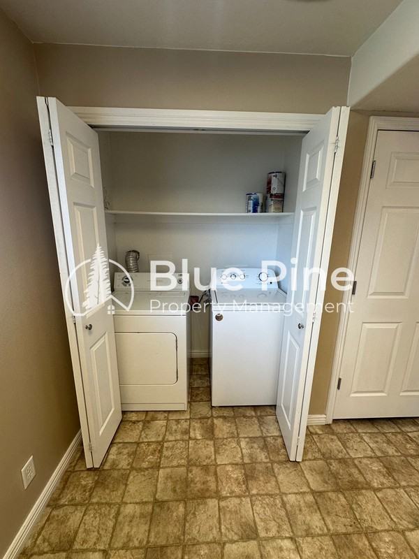 622 Valinda Ln #1 - Photo 3 of 10