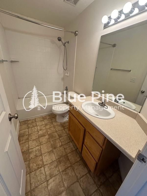 622 Valinda Ln #1 - Photo 7 of 10