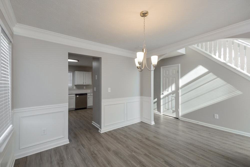 290 Spring Lake Ter - Photo 5 of 17