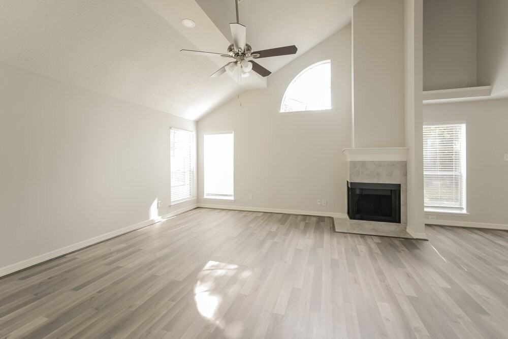 9223 Bristlebrook Dr - Photo 6 of 17