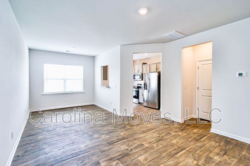 438 Sea Grit Ct - Photo 4 of 19