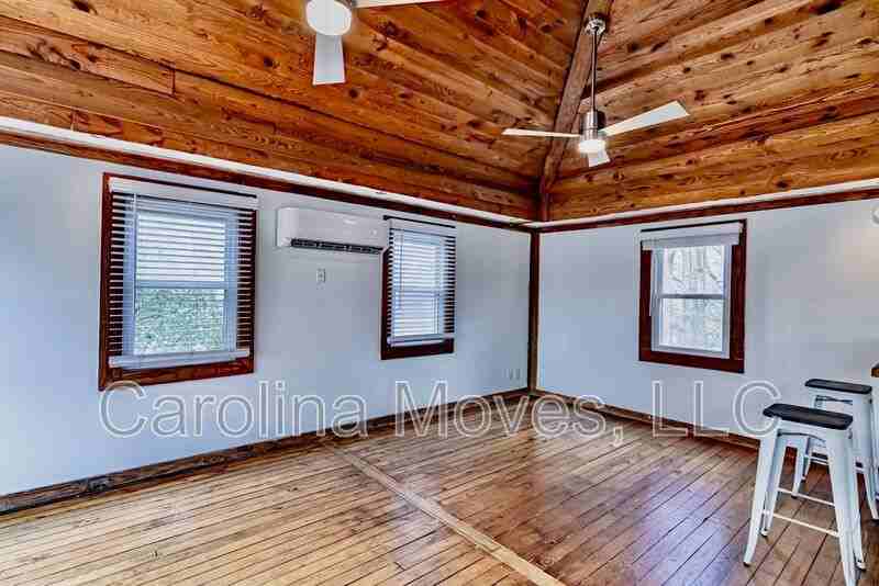 12 Service Dr - Photo 5 of 15