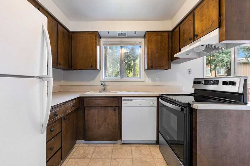 203 Se 176th Pl - Photo 5 of 22