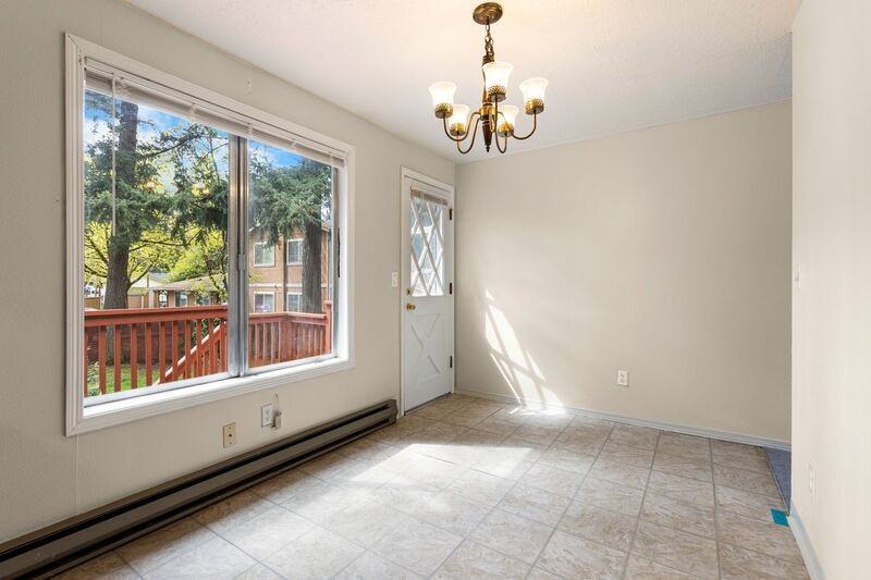 203 Se 176th Pl - Photo 7 of 22