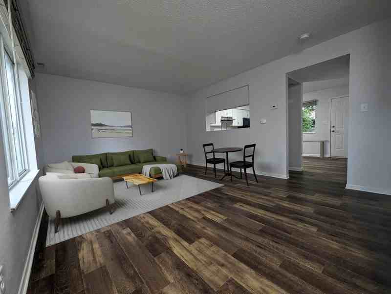 410 E 15th St - Photo 2 of 22