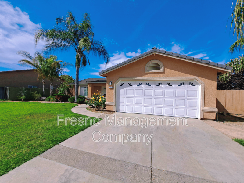 16026 W Gentry Ave - Photo 3 of 22