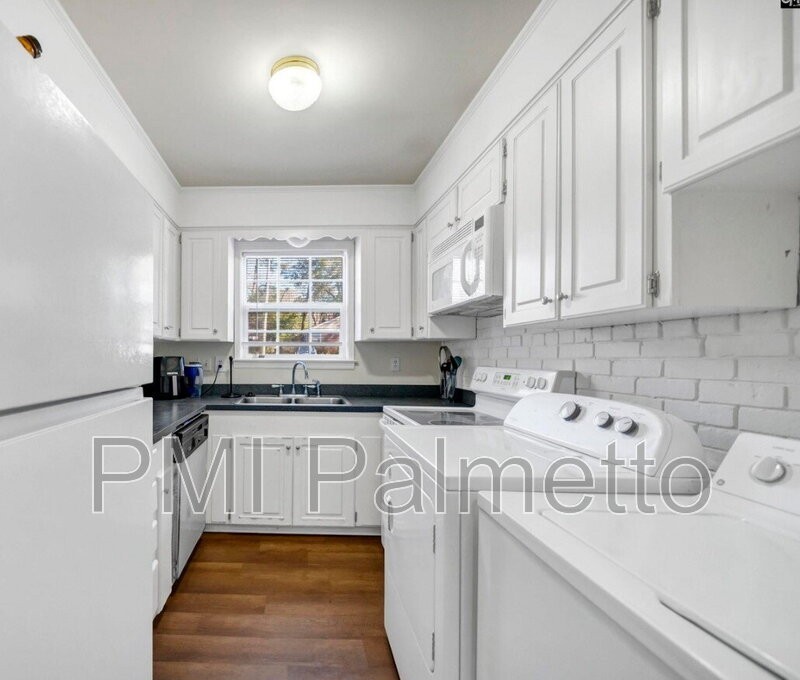 227 S Marion St #B - Photo 5 of 23