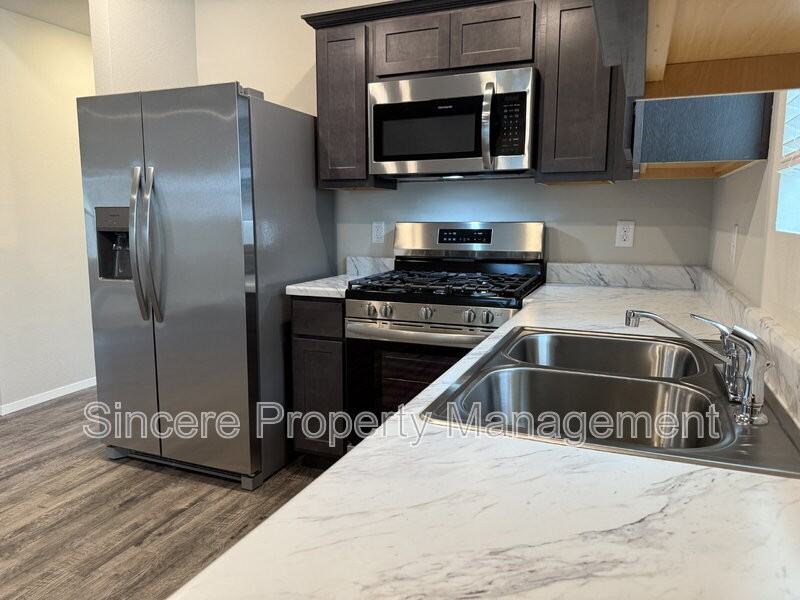 316 N Cattle Dr - Photo 3 of 15