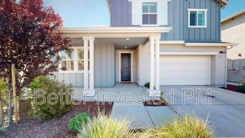 featured image of 1437 Oak Cir