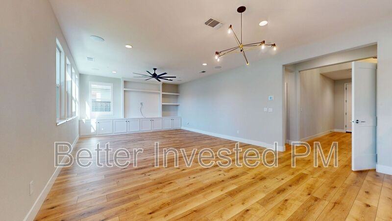 1437 Oak Cir - Photo 5 of 50