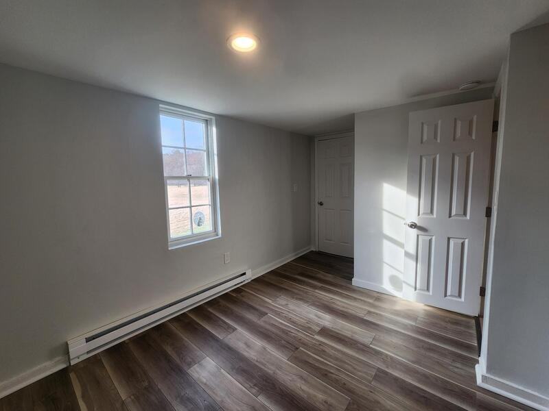 251 Samsonville Road - Photo 5 of 10