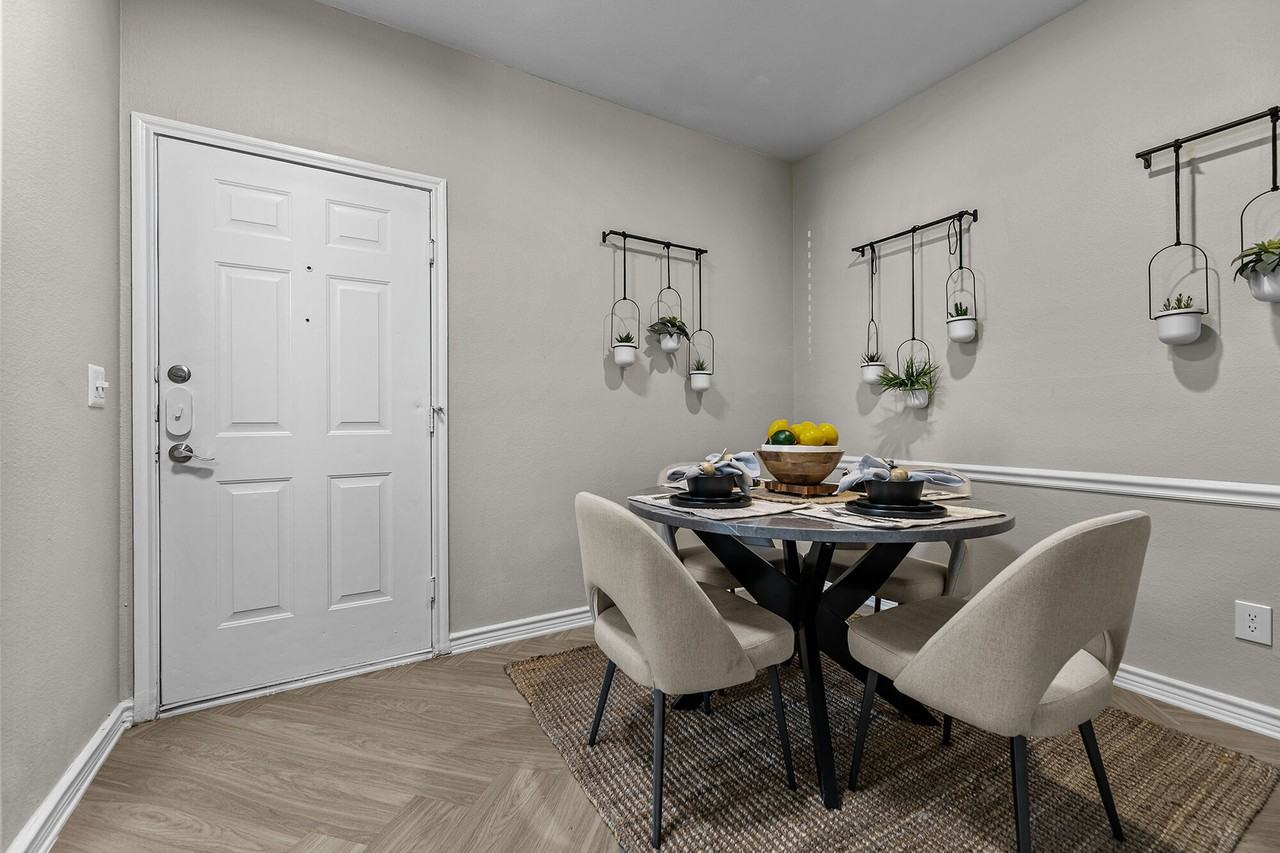 Station 3700 - Photo 7 of 50