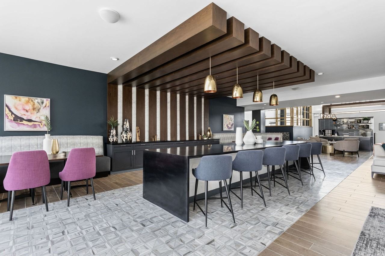 Aria Apartments of Zionsville - Photo 4 of 39